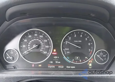 2013 BMW 328I xDrive z USA, uszkodzony, nr VIN WBA3B5G56DNS00036